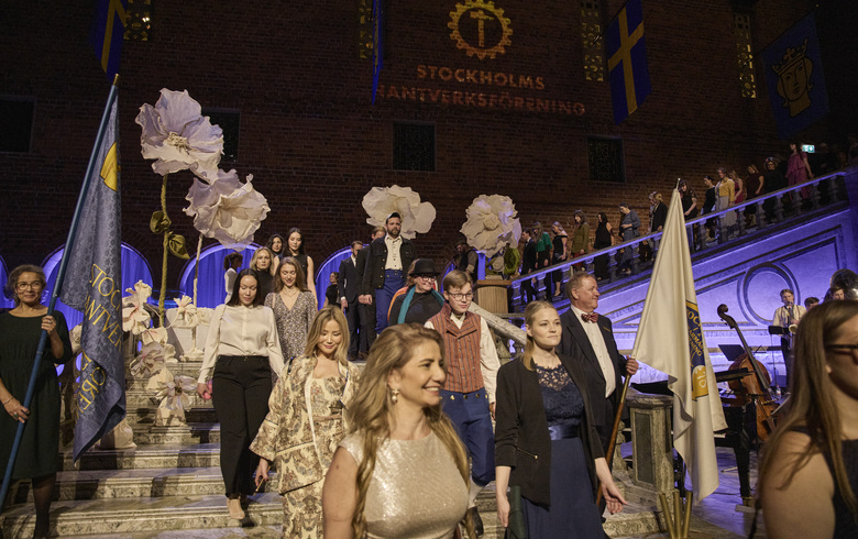Hundratals gesäller och mästare på väg till Stockholms Stadshus
